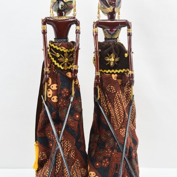 King Rama and Queen Shinta Indonesian Marionette Puppet - Picture 4 of 13